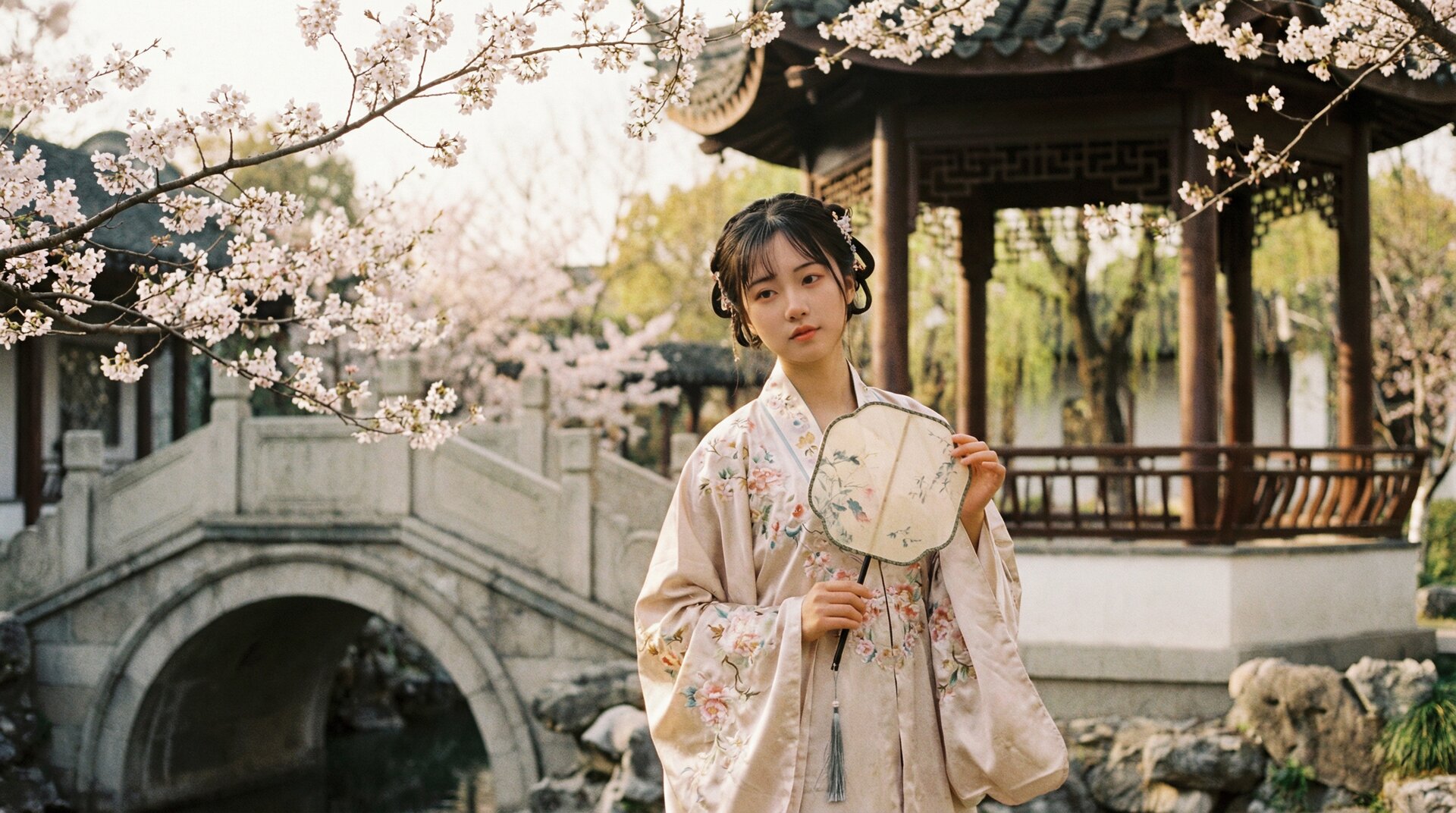 四虎影院古风视频